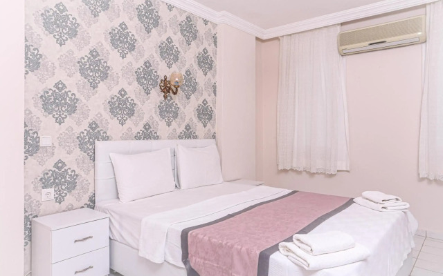 Sunset Village Apart Hotel