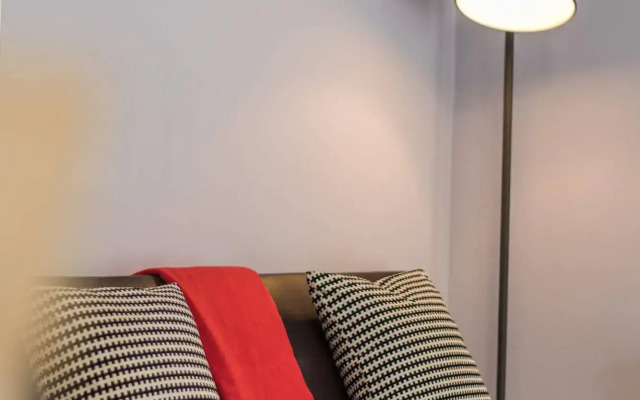 Giant Serviced Apartments