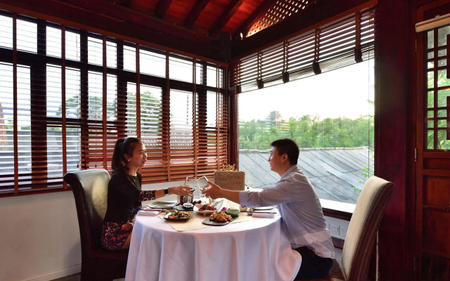 Jingshan Garden Hotel