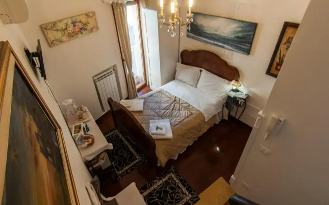 Anna's Rose Holiday Home
