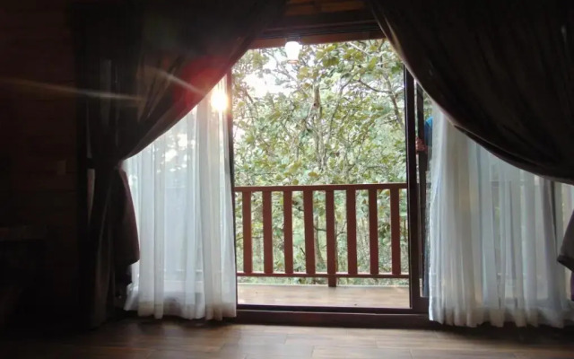 Cabaña dentro del Bosque para 24 Personas