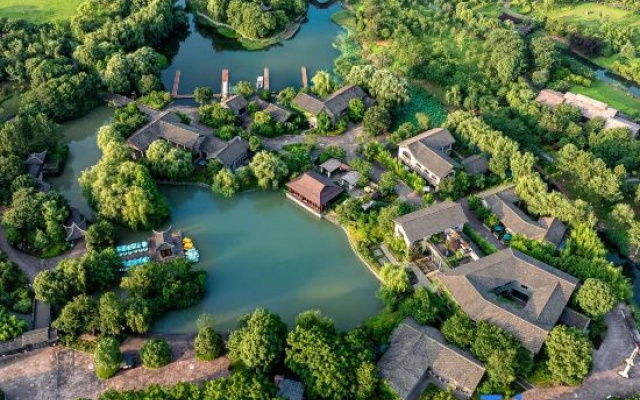 Yunhe Yebao Hotel (Shaoxing Olympic Sports Center Branch)