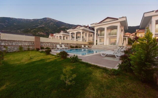 Orka Diamond Hills Villas