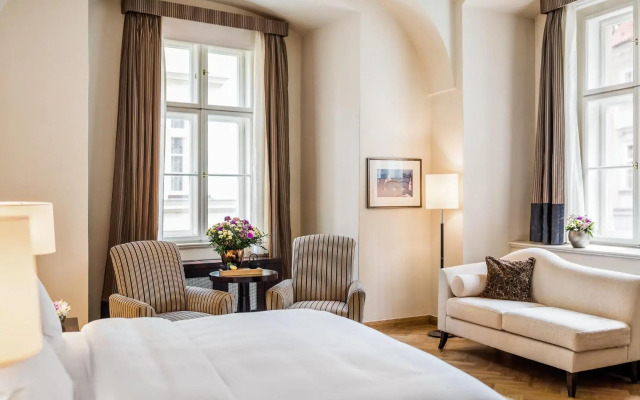 Mandarin Oriental, Prague