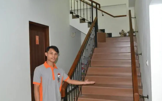 Cabin Hotel F77