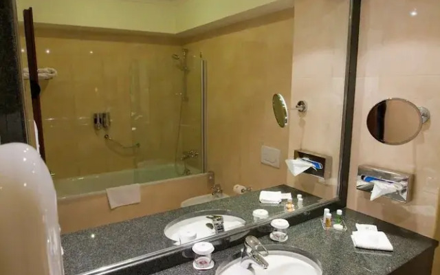 Ramada Hotel and Suites Bucharest North