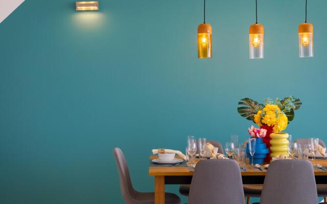 Tiara Aquamarine - 302- PJ