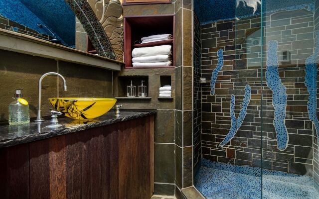 New Park Event Venue & Suites