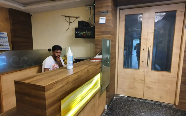 OYO 22752 Hotel Celebration Inn