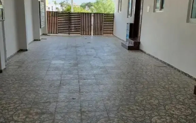 JR Service Apartment Hotel