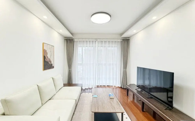 Tyms 2BR  with Kitchen Line2