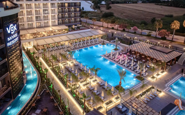 Vox Maris Resort