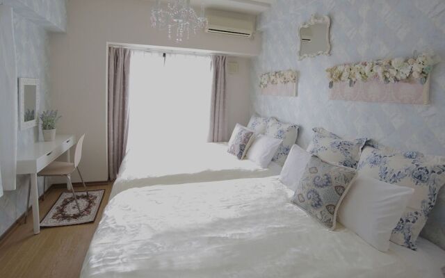 Grand Court Namba 601