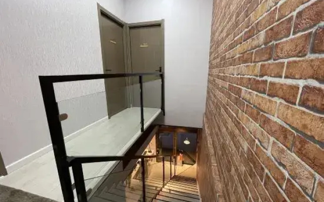 Strawberry Youth Hostel (Train Station, Zhanqiao Branch)