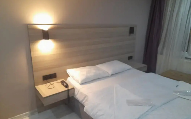 Moon Hotel Şirinevler