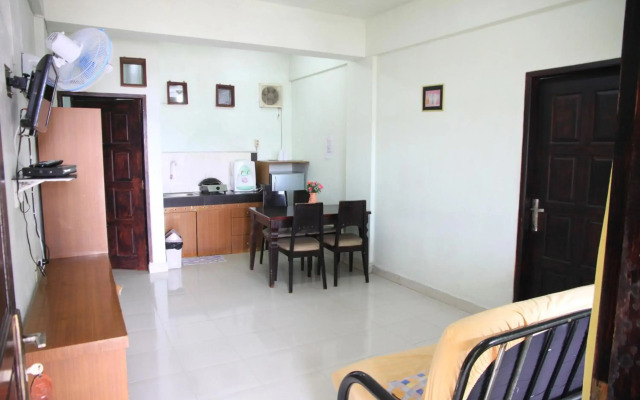Pandu Lakeside Hotel Parapat - Toba Lake