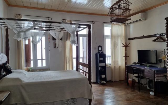 "skopelos- Iris - Your Traditional Home"