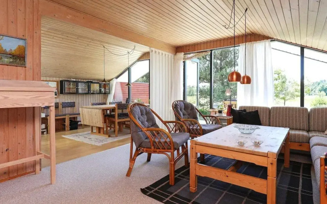 6 Person Holiday Home in Albaek