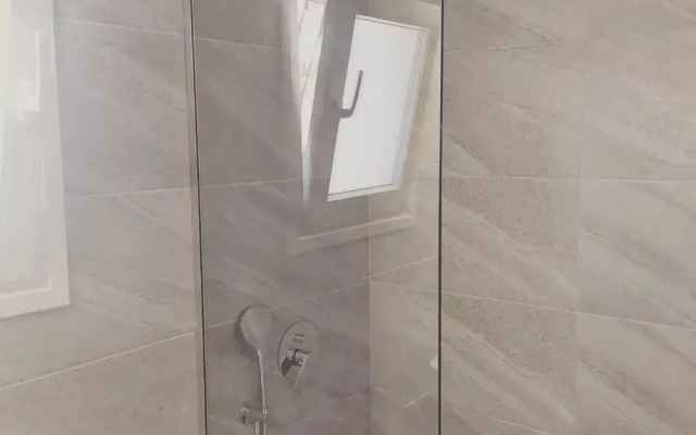 Olive Garden Studios & Apts