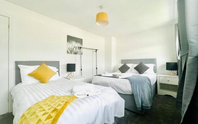 Central Hamilton House