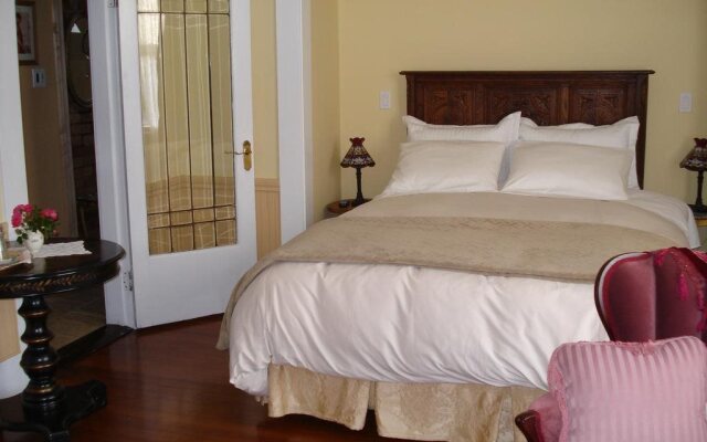 Clayburn Village Bed and Breakfast