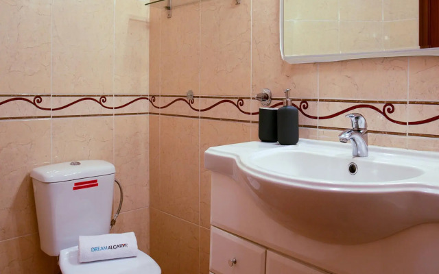 A03 - Central 1 Bed Apartment