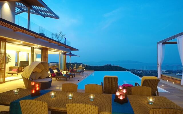 Luxury Villa Crystal Blue