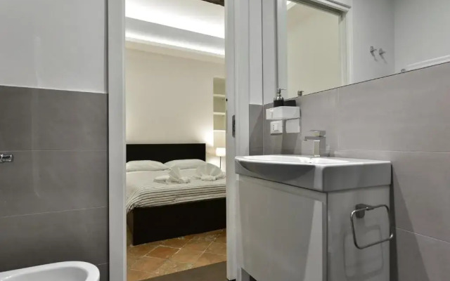 Campo de' Fiori Brand New Apartment