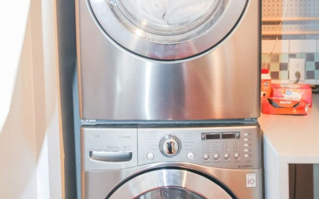 Modern Blue Ultra Chic Nashville Retreat