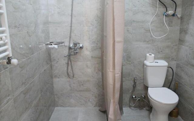 200 metres from Rustaveli avenue