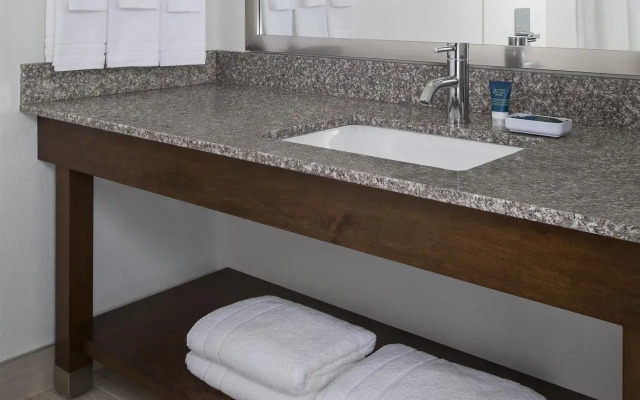 Four Points by Sheraton Buffalo Grove