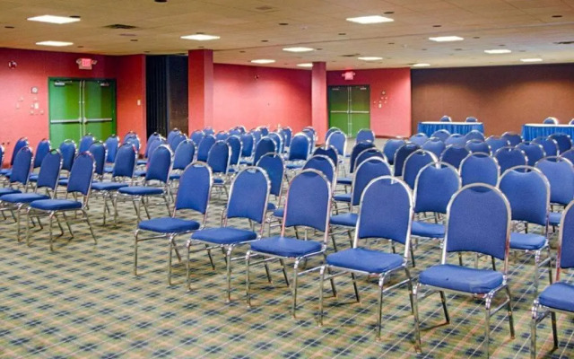 Quality Inn & Suites Syracuse Fairgrounds