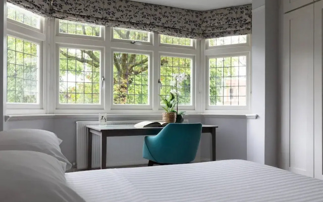 Magdalen Road by Onefinestay