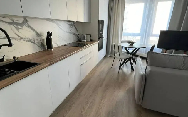 Sunmarine apartments (Sanmarine apartments) on Malaya Ochakovskaya street 4a k2