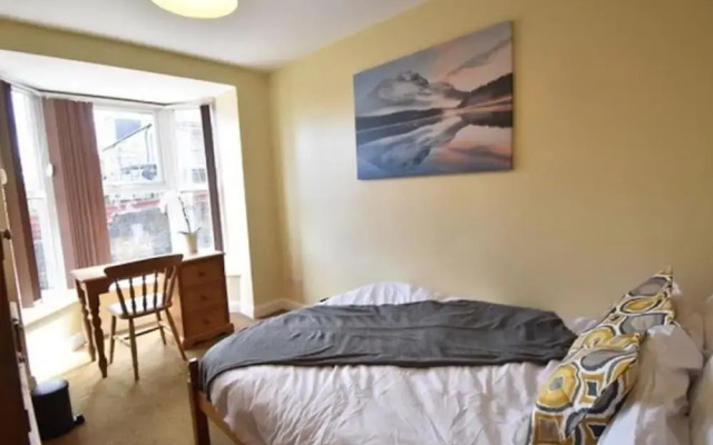 Relaxing Holiday Home in Sheffield near Botanical Garden