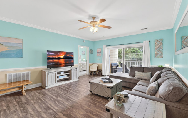 Magnolia Pointe Luster Leaf 4890-303