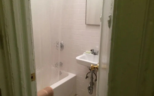 Lincoln Center Apartments