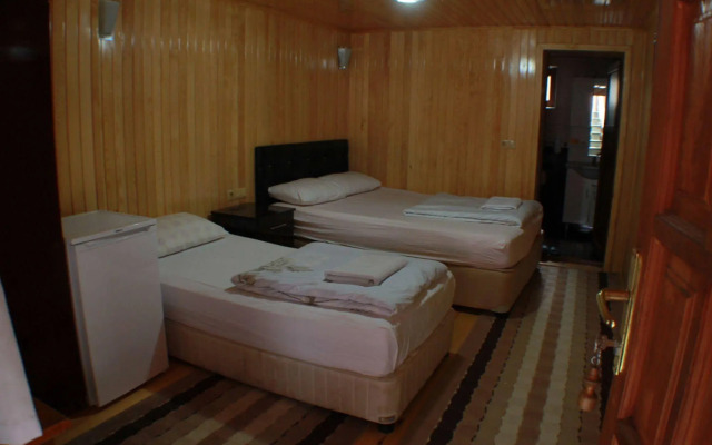 Uzungol Motel