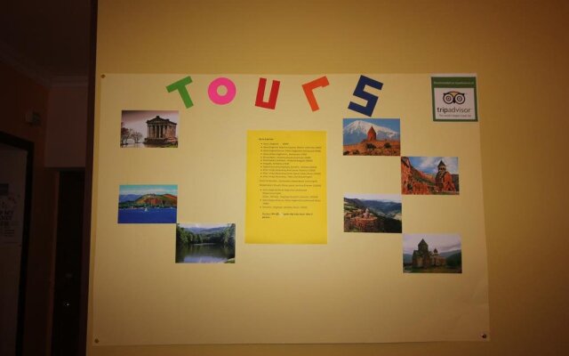 Center Hostel and Tours