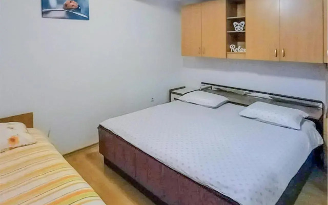 Holiday home Pucisca 40