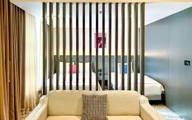 Airsky Hotel