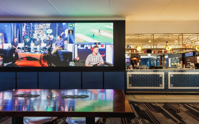 The Lakes Hotel, Rosebery