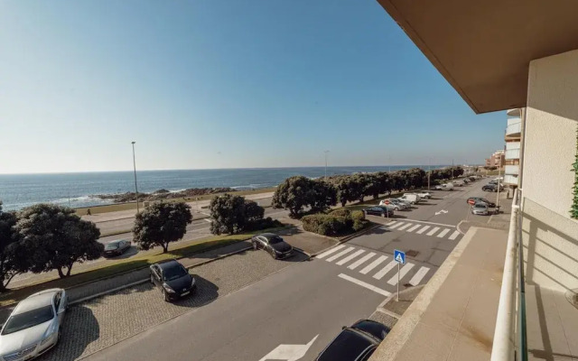 Modern Grand Seaside SEA View