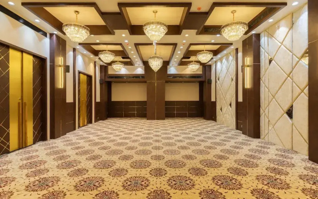 Royal Rawal - Luxury Boutique Hotel