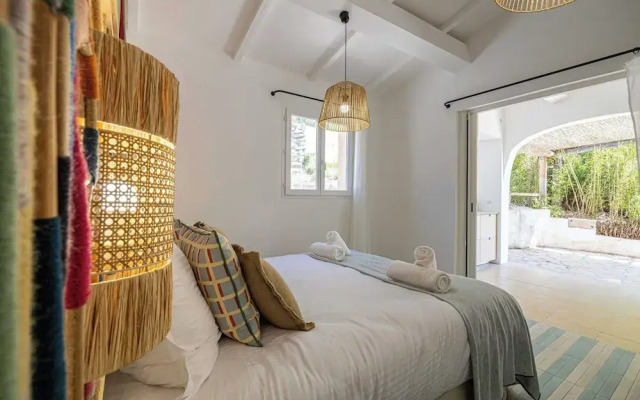 Sumptuous Provencal Villa - Grimaud Hills - 12br/24p