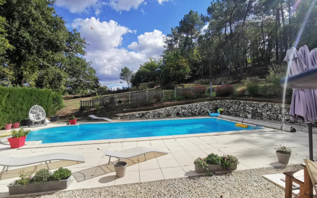 Domaine des 3 Cyprès Chez Nath & Pat