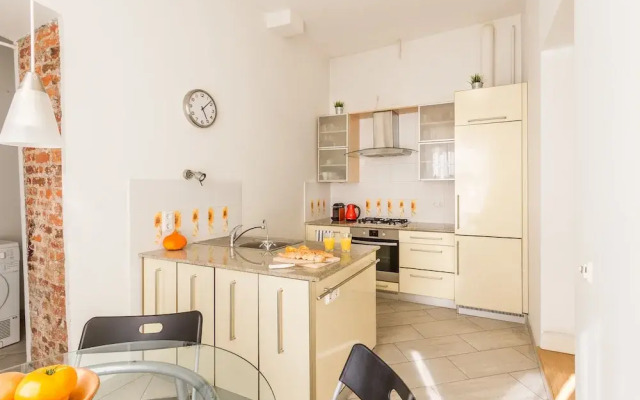 Griboedov Loft Apartments M23