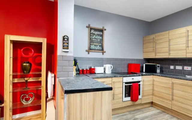 Stockton Town Centre Spacious Apartment free parking and wifi