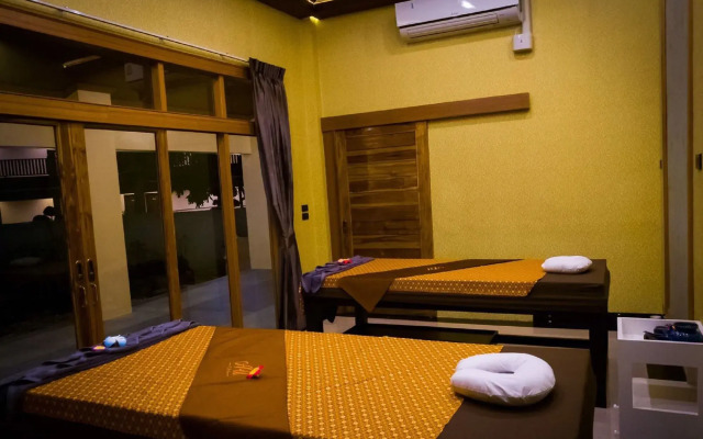 AU Place Hotel