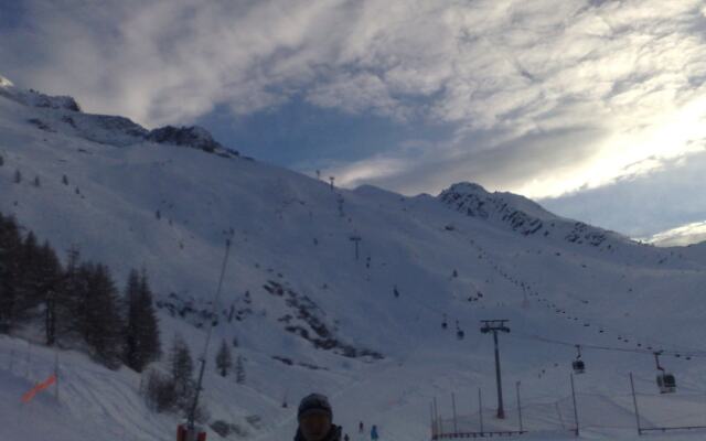 Chamonix Centre Holiday Cromotherapy 1